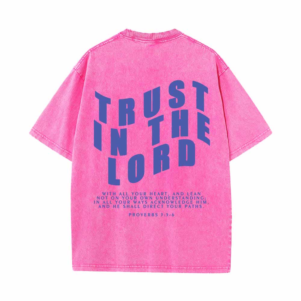 Christianartworkshop Vertraue auf den Herrn! Gerade Vorderseite, gewölbte Rückseite. Sprüche 3,5-6. Beidseitig gewaschenes T-Shirt. - image 16