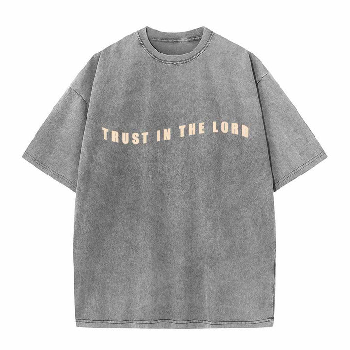 Christianartworkshop Vertraue auf den Herrn! Gerade Vorderseite, gewölbte Rückseite. Sprüche 3,5-6. Beidseitig gewaschenes T-Shirt. - image 2