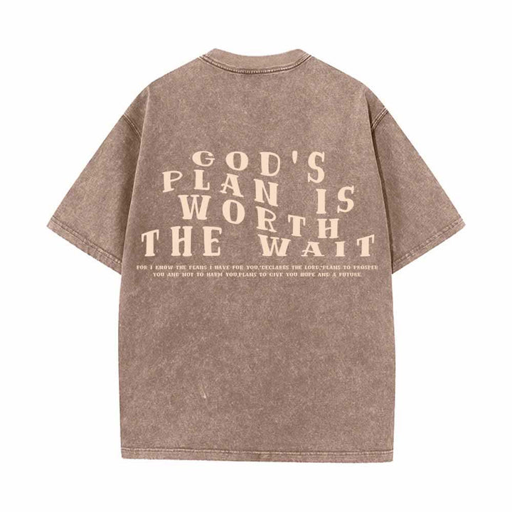 Christianartworkshop Gottes Plan ist das Warten wert – Vorderseite: Mini-Stapeltext; Rückseite: Bogen, große Schriftart; beidseitig gewaschenes T-Shirt - image 1