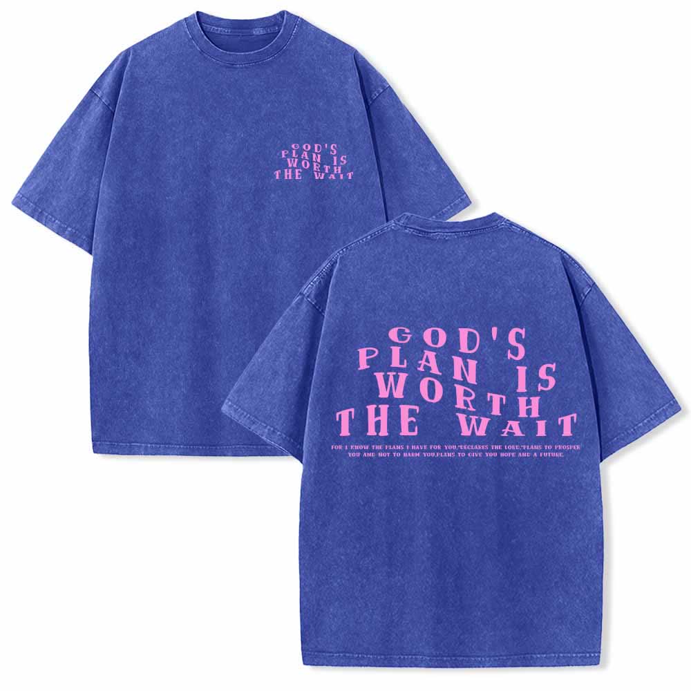 Christianartworkshop Gottes Plan ist das Warten wert – Vorderseite: Mini-Stapeltext; Rückseite: Bogen, große Schriftart; beidseitig gewaschenes T-Shirt - Blau - 5XL - image 24