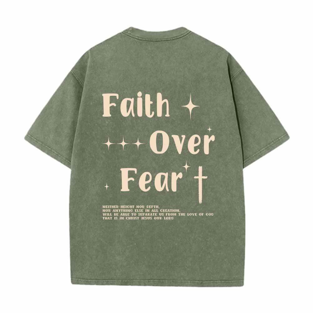 Christianartworkshop Glaube statt Angst – Sternenkreuz-Akzent vorne, Mini-Print hinten, großer Text, beidseitig gewaschenes T-Shirt - image 25