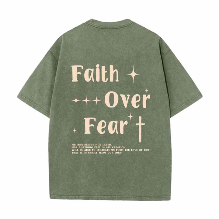 Christianartworkshop Glaube statt Angst – Sternenkreuz-Akzent vorne, Mini-Print hinten, großer Text, beidseitig gewaschenes T-Shirt - image 25