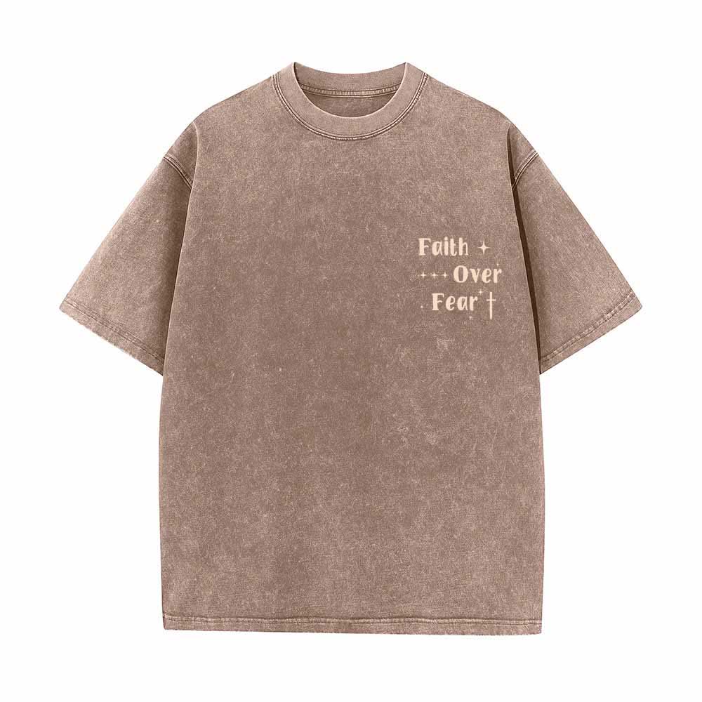 Christianartworkshop Glaube statt Angst – Sternenkreuz-Akzent vorne, Mini-Print hinten, großer Text, beidseitig gewaschenes T-Shirt - image 5