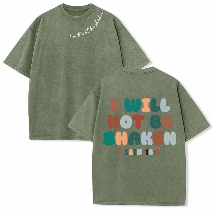 Christianartworkshop „Ich werde nicht erschüttert werden“ – Schräge Schulterpartie, Schriftzug vorne, mehrfarbige Buchstaben in Blasenform hinten, Psalm 16,8 – doppelseitig gewaschenes T-Shirt - Armeegrün - 5XL - image 0