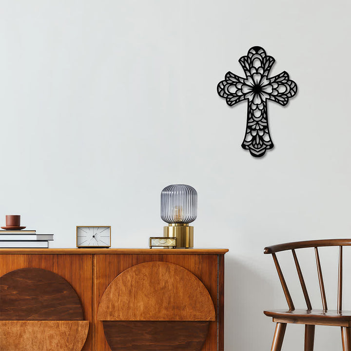 Christianartworkshop Aufwendig gestaltetes, florales Mandala-Kreuz aus Metall als Wanddekoration: Symbol sanfter, göttlicher Schönheit - image 2