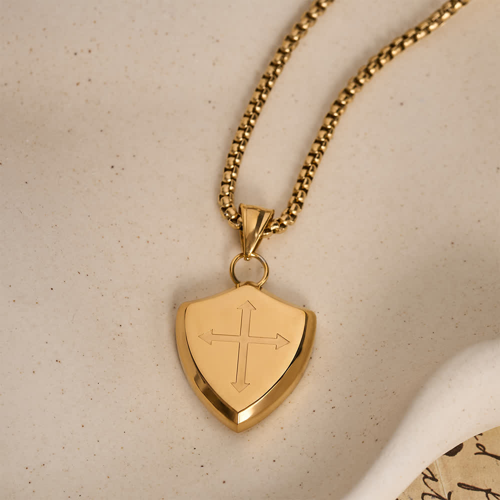Christianartworkshop Doppelseitiger Schild-Strasskreuz-Anhänger mit Gravur „Amor of God“ (Josua 1,9) an einer Boxkette: Zeitloses Symbol sanfter himmlischer Fürsorge - Golden - image 8