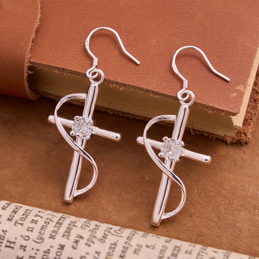 Christianartworkshop Infinity Loop Ohrringe mit Zirkonia-Kreuzhaken: Symbol ewiger himmlischer Liebe - image 1