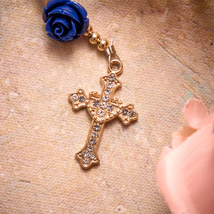 Christianartworkshop Rosenkranz aus blauen Porzellanperlen mit blauen Rosenornamenten und Medaille Unserer Lieben Frau von Aparecida - image 7
