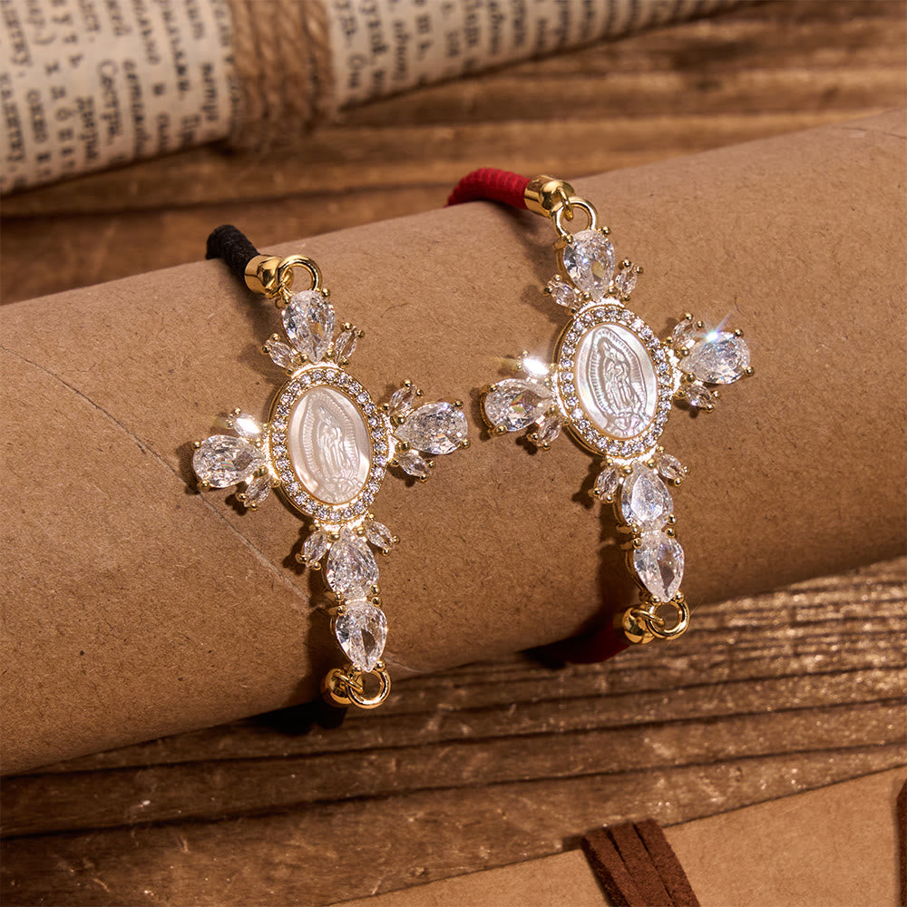 Christianartworkshop Geflochtenes Kordelarmband mit juwelenbesetztem Kreuz und Porträt der Jungfrau Maria: Symbol mütterlicher himmlischer Barmherzigkeit - image 1