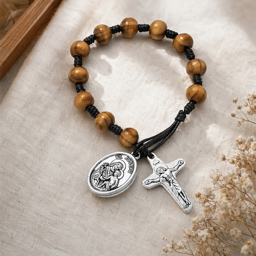 Christianartworkshop Handgeknüpfter Rosenkranz aus Holzperlen mit St.-Josephs-Medaille und Kruzifix: Symbol des himmlischen Schutzes der Familie - image 4