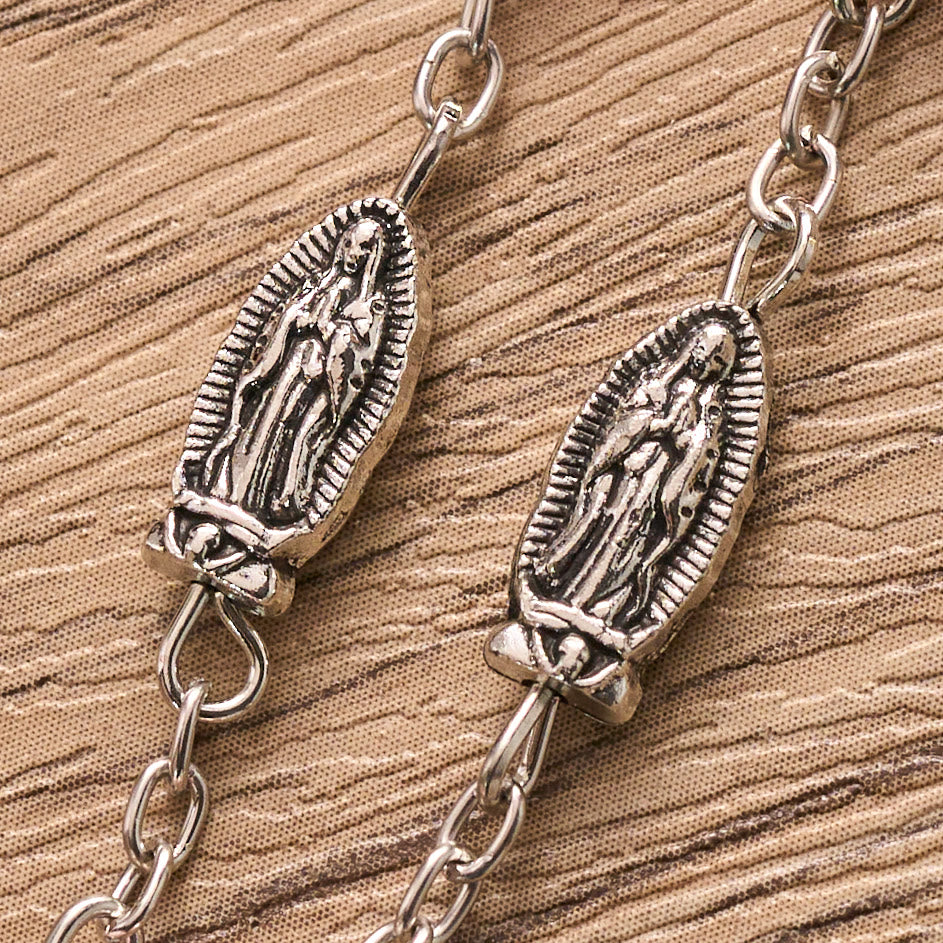 Mehrfarbiger Rosenkranz „Guadalupe“ von Christianartworkshop mit graviertem Aufbewahrungsetui: Zeichen himmlischen Trostes - image 7