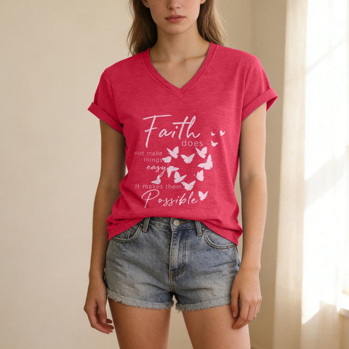 Christianartworkshop Glaube macht die Dinge nicht einfach – Lässiges T-Shirt mit Schmetterlingsbuchstaben-Print und V-Ausschnitt - image 15
