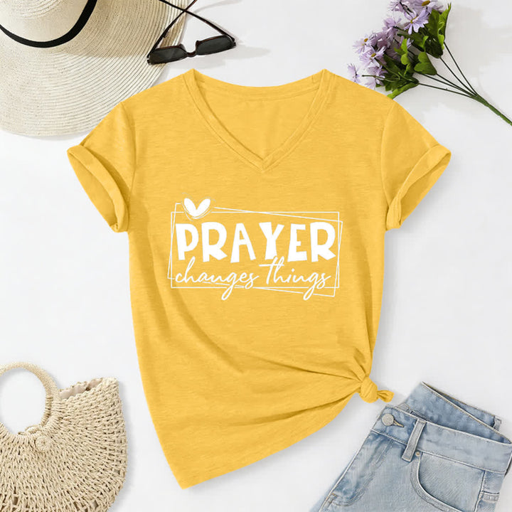 Christianartworkshop Lässiges T-Shirt mit V-Ausschnitt und Herzmotiv „Gebet verändert Dinge“ - Gelb - 2XL - image 24