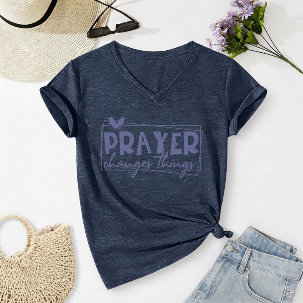 Christianartworkshop Lässiges T-Shirt mit V-Ausschnitt und Herzmotiv „Gebet verändert Dinge“ - Marineblau - 2XL - image 8