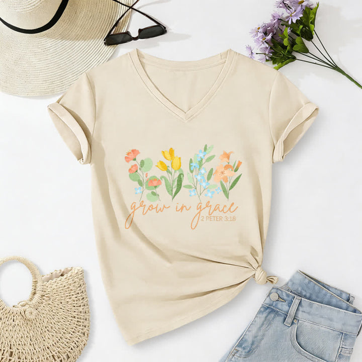 Christianartworkshop Wachse in der Gnade 2 Petrus 3:18 Lässiges T-Shirt mit Blumen- und Buchstabenprint und V-Ausschnitt - Beige - 2XL - image 2