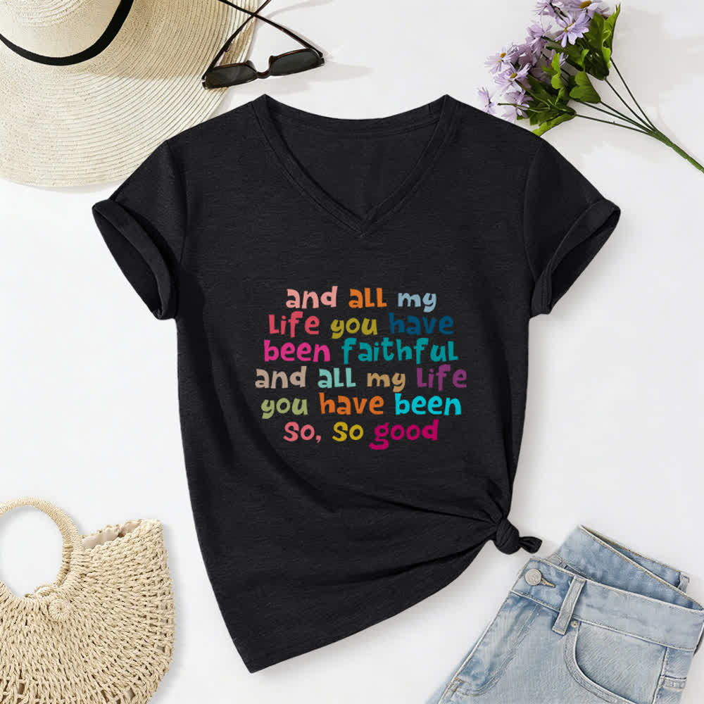 Christianartworkshop Und mein ganzes Leben lang warst du treu – Buntes T-Shirt mit Buchstabenprint und V-Ausschnitt - Schwarz - 2XL - image 12