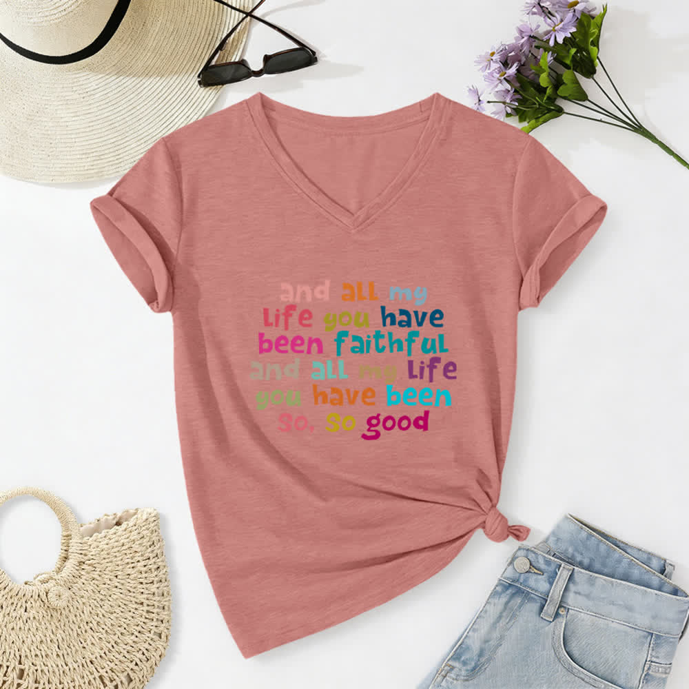 Christianartworkshop Und mein ganzes Leben lang warst du treu – Buntes T-Shirt mit Buchstabenprint und V-Ausschnitt - Hellrosa - 2XL - image 18