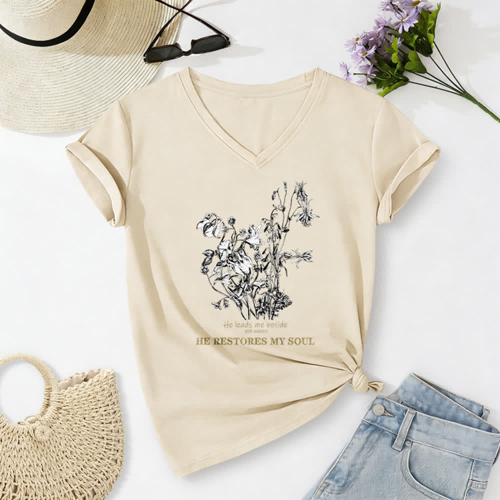 Christianartworkshop Er erquickt meine Seele – Beiges T-Shirt mit Blumenmuster und V-Ausschnitt - Beige - 2XL - image 0