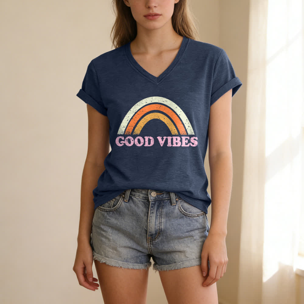 Christianartworkshop Good Vibes Retro Rainbow Heather Damen-T-Shirt mit V-Ausschnitt - image 11