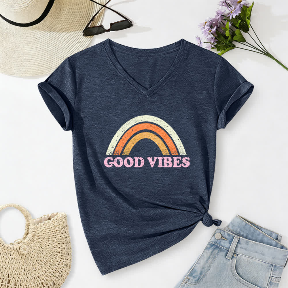 Christianartworkshop Good Vibes Retro Rainbow Heather Damen-T-Shirt mit V-Ausschnitt - Marine - 2XL - image 10