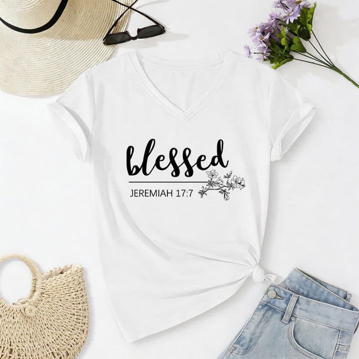 Christianartworkshop Gesegneter Jeremia 17:7 Blumenmuster Marineblaues Damen-T-Shirt mit V-Ausschnitt - Weiß - 2XL - image 4