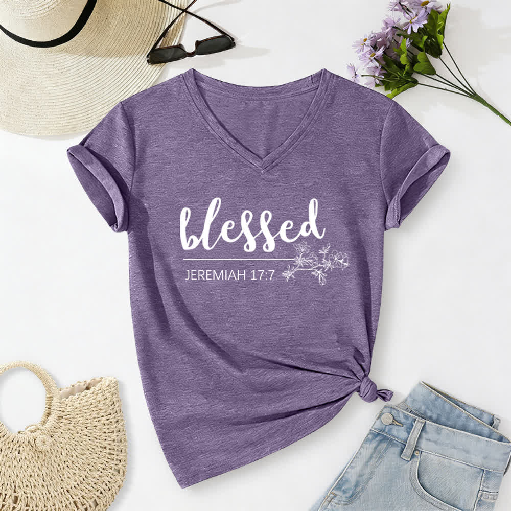 Christianartworkshop Gesegneter Jeremia 17:7 Blumenmuster Marineblaues Damen-T-Shirt mit V-Ausschnitt - Lila - 2XL - image 16