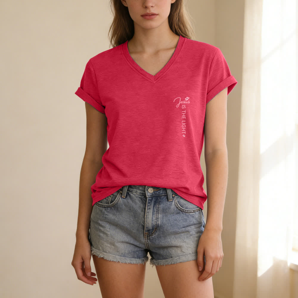 Christianartworkshop Doppelseitiges T-Shirt mit Blumenmuster und V-Ausschnitt: „Jesus ist das Licht – Wandelt im Glauben, nicht im Sehen“. - image 31