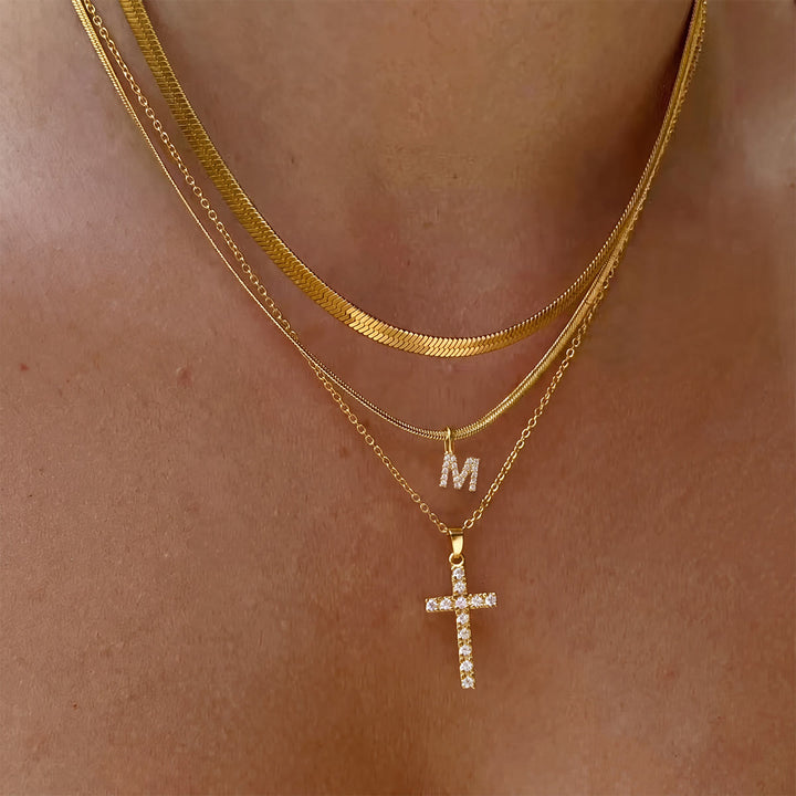 Christianartworkshop Funkelnde, mehrlagige Kristall-Kreuzkette mit Initialen: Ein Zeichen persönlicher himmlischer Gnade - M - image 14