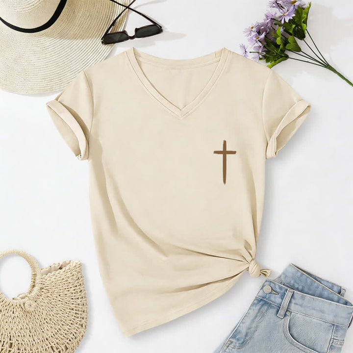 Christianartworkshop Doppelseitiges Kreuz – „Mit Gott ist alles möglich“ (Matthäus 19,26) – Lässiges T-Shirt mit V-Ausschnitt und Buchstabenprint - image 7