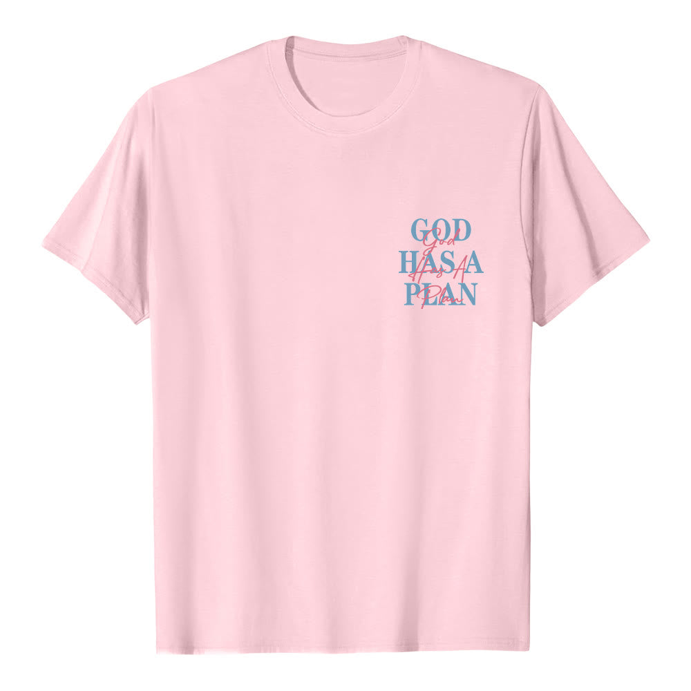 Christianartworkshop Gott hat einen Plan – Klassisches T-Shirt mit doppelseitigem Buchstabendruck - image 2