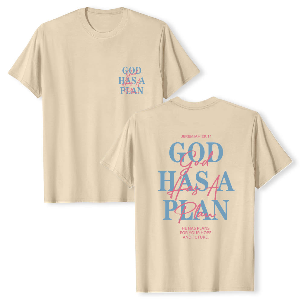Christianartworkshop Gott hat einen Plan – Klassisches T-Shirt mit doppelseitigem Buchstabendruck - Beige - 2XL - image 9