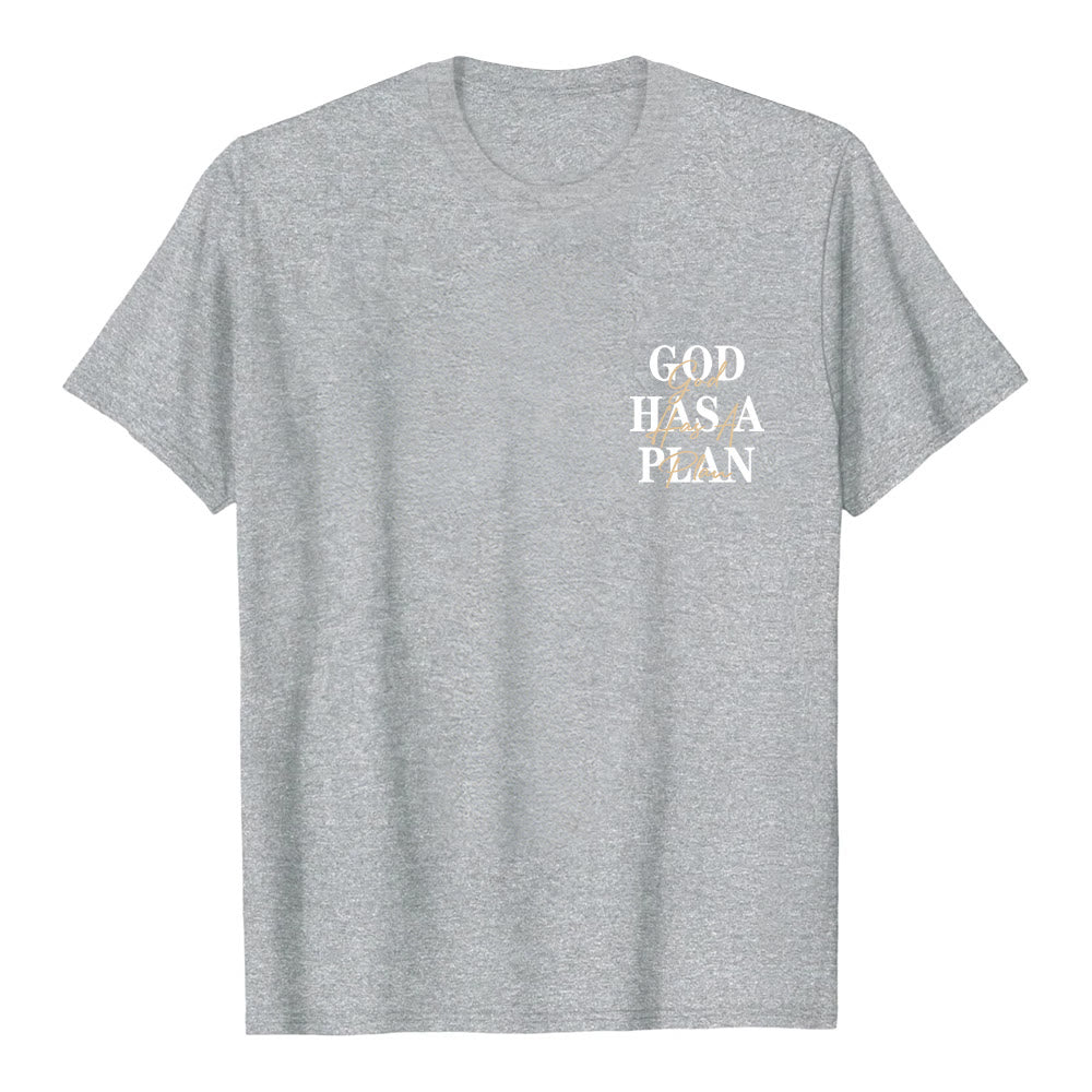 Christianartworkshop Gott hat einen Plan – Klassisches T-Shirt mit doppelseitigem Buchstabendruck - image 14
