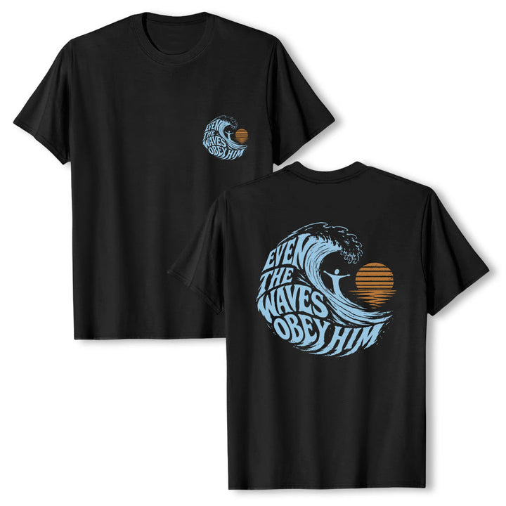Christianartworkshop Sogar die Wellen gehorchen ihm – Klassisches T-Shirt mit doppelseitigem Wellenmotiv - Schwarz - 2XL - image 18