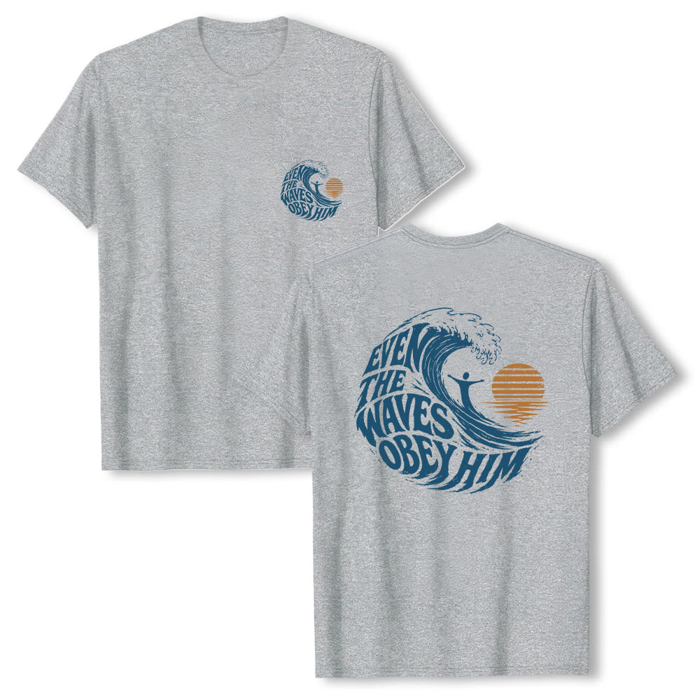 Christianartworkshop Sogar die Wellen gehorchen ihm – Klassisches T-Shirt mit doppelseitigem Wellenmotiv - Grau - 2XL - image 0