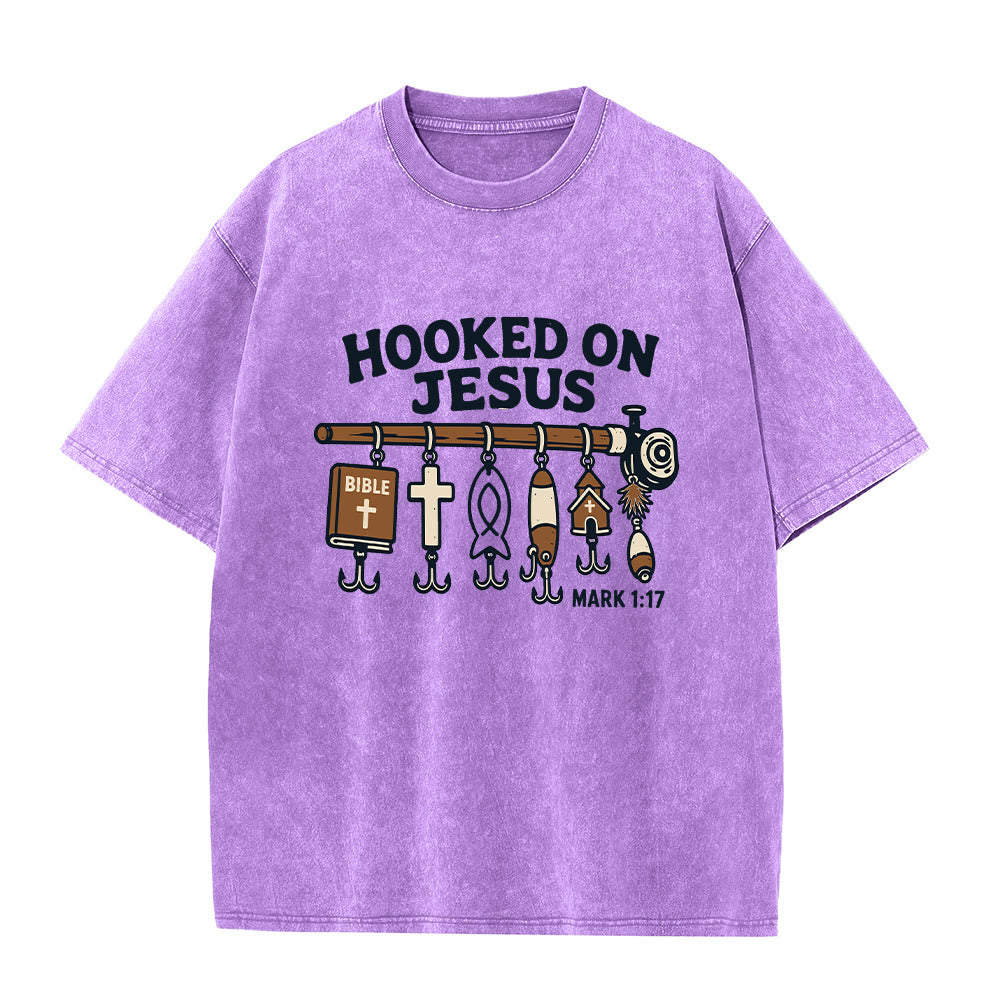 Christianartworkshop Vintage Washed Hooked On Jesus Fishing Graphic Classic T-Shirt - Lila - 2XL - image 0