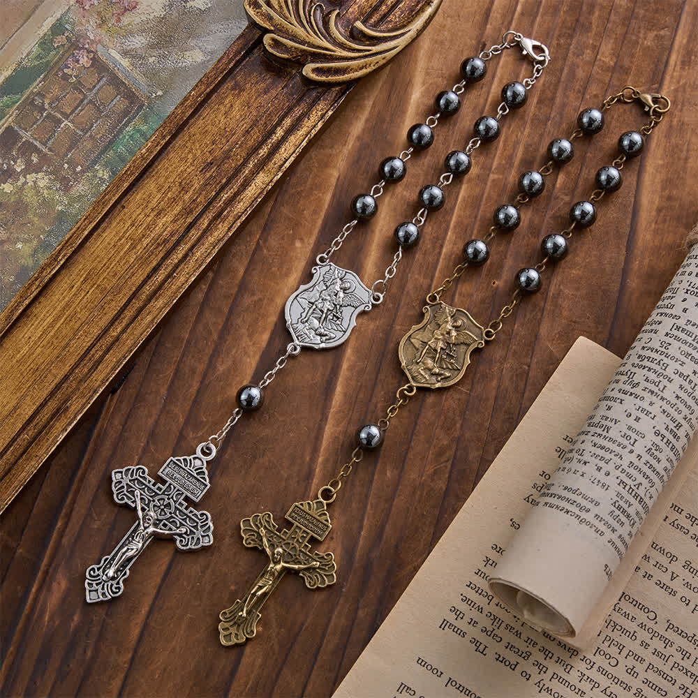 Christianartworkshop Autoanhänger aus Hämatitperlen mit St.-Michael-Medaille und Kruzifix: Ein Geschenk himmlischen Schutzes und himmlischer Stärke - image 1