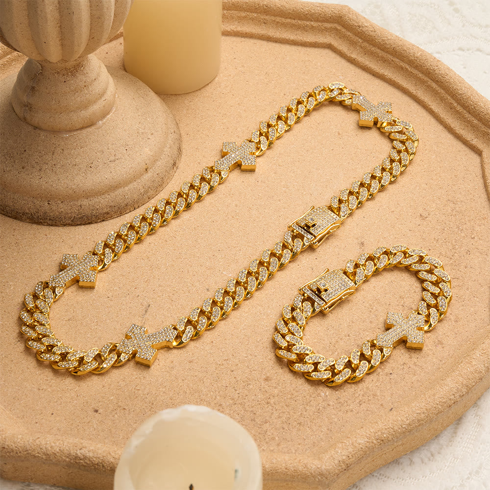 Christianartworkshop Mit Diamanten besetzte kubanische Gliederkreuzkette: Symbol kühner himmlischer Stärke - Golden - image 3