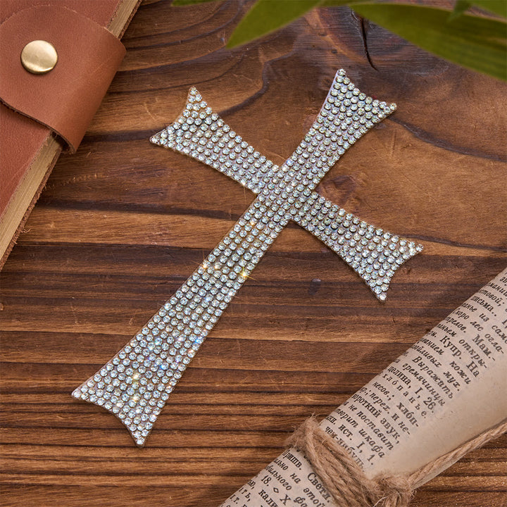 Christianartworkshop Glitzernder Autoaufkleber mit Strasskreuz: Symbol für stetigen himmlischen Schutz auf der Straße - image 5