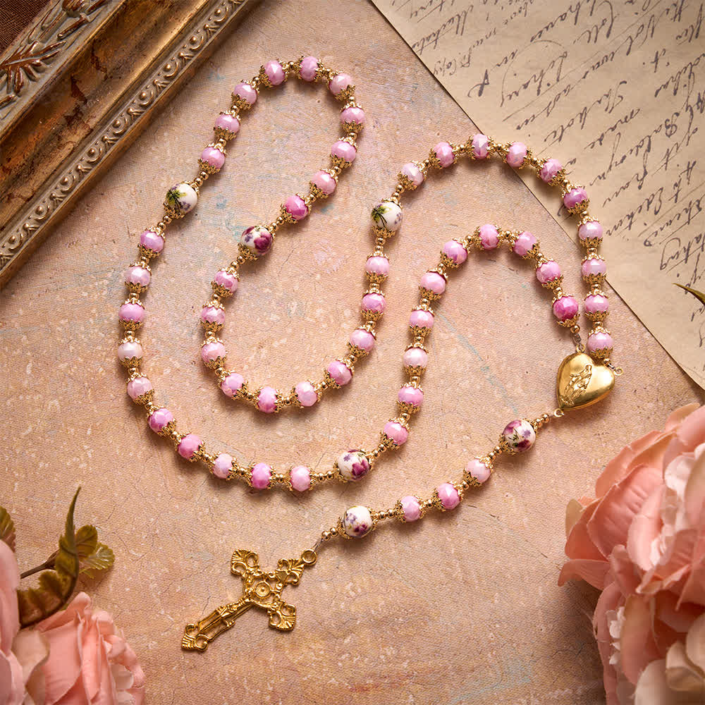 Christianartworkshop Rosenkranz aus floralem Porzellan und Glaskugel mit Marienherzmedaille und verziertem Kruzifix - image 3