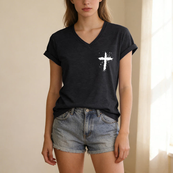 Christianartworkshop Psalm 91 Damen-T-Shirt mit V-Ausschnitt und geknotetem Saum und Kreuzmuster. - image 4