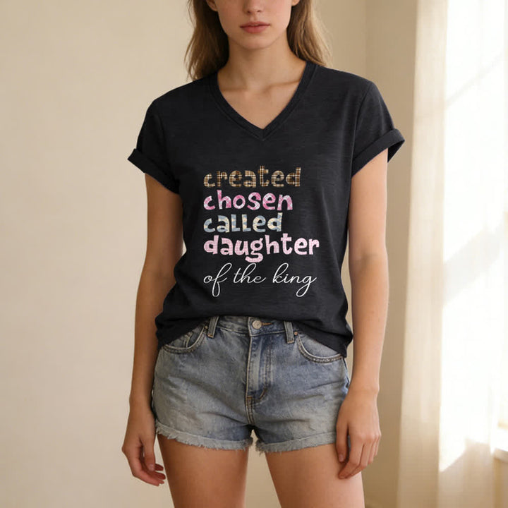 Christianartworkshop Damen-T-Shirt mit V-Ausschnitt und Aufdruck „Chosen Daughter“ in Heather Charcoal - image 13