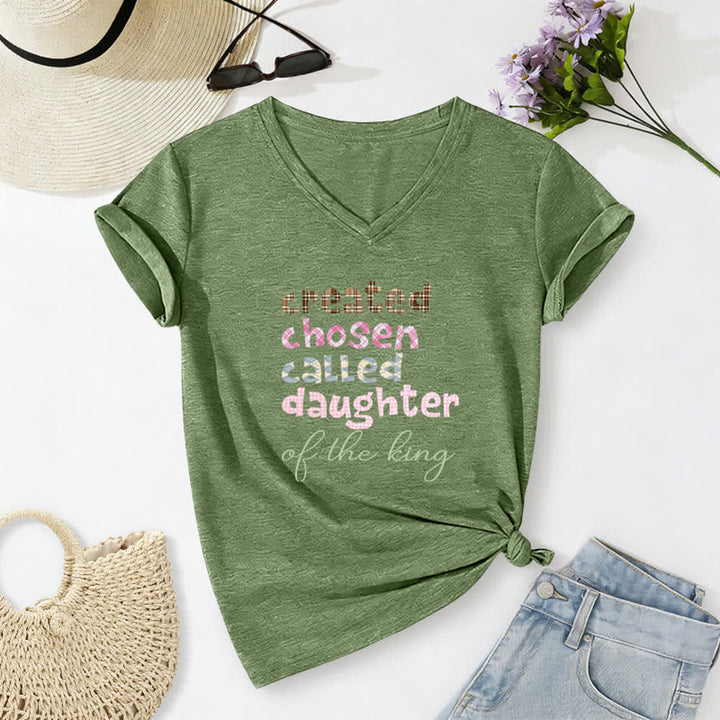 Christianartworkshop Damen-T-Shirt mit V-Ausschnitt und Aufdruck „Chosen Daughter“ in Heather Charcoal - image 10