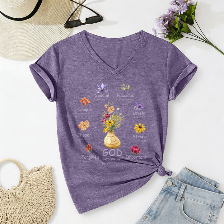 Christianartworkshop Gott sagt, du bist ein lässiges Damen-T-Shirt mit floralem Grafikprint und V-Ausschnitt - Lila - 2XL - image 12