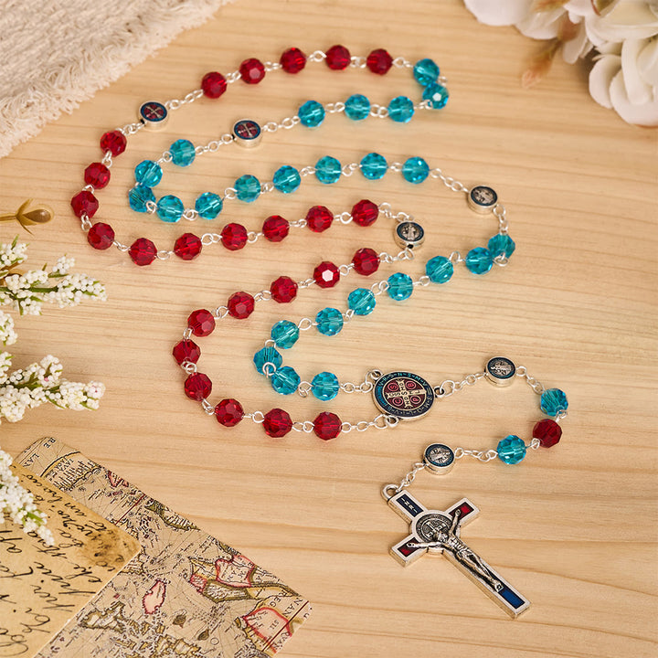 Christianartworkshop Rosenkranz des Heiligen Benedikt aus facettiertem Kristall mit emailliertem Kruzifix: Sinnbild für sicheren himmlischen Schutz - Kruzifix - image 0