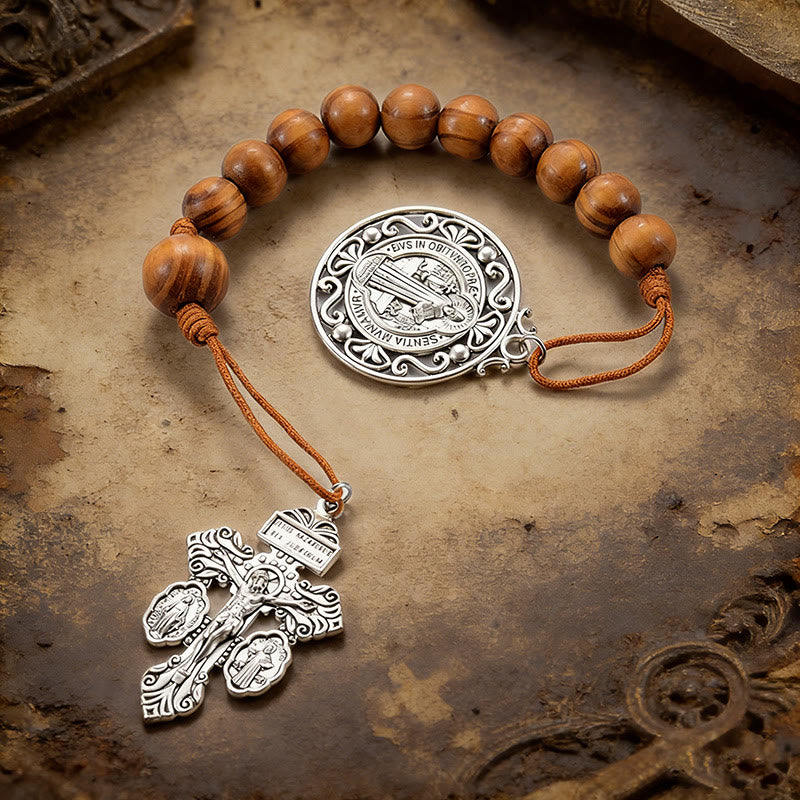 Christianartworkshop Antike silberne Rosenkranz-Autoanhänger aus Holz mit heiliger Medaille: Symbol für sanftes Reisen und göttliche Gnade - Kaffee - image 3