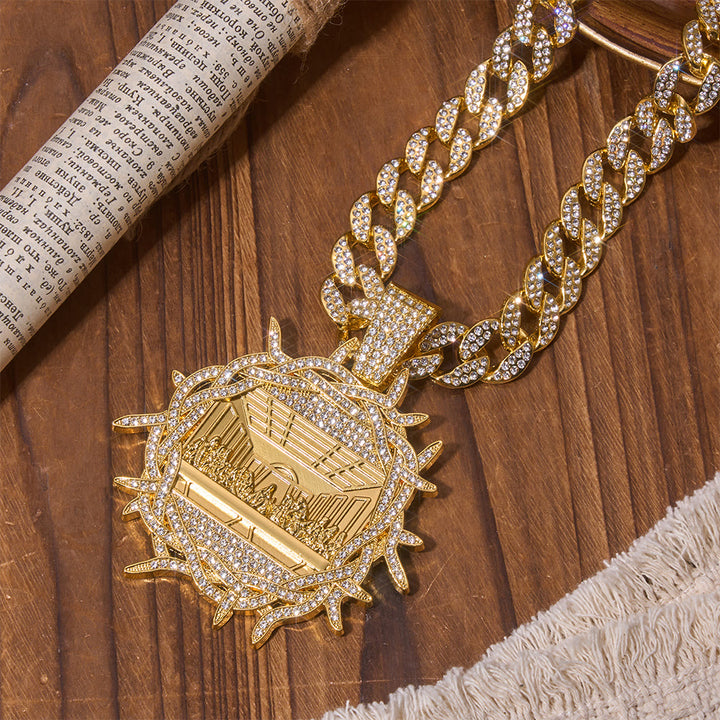 Christianartworkshop Mit Diamanten besetzter Dornenkronen-Anhänger „Letztes Abendmahl“ an kubanischer Kette: Symbol des glorreichen himmlischen Testaments - Golden - image 0