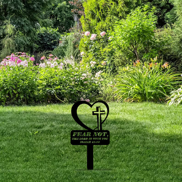 Christianartworkshop Lasergeschnittener Herzkreuz-Gartenstecker aus Metall mit Bibelvers: Symbol für tröstenden himmlischen Mut - image 3