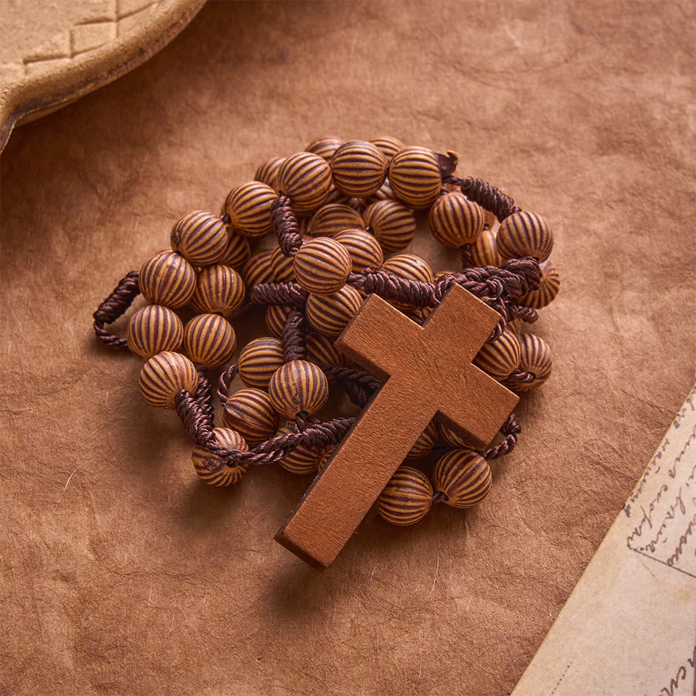 Christianartworkshop Rosenkranz aus geflochtener, dunkler Kordel in Holzoptik mit Kreuzanhänger: Symbol für pflegeleichten Andachtsschmuck - image 5