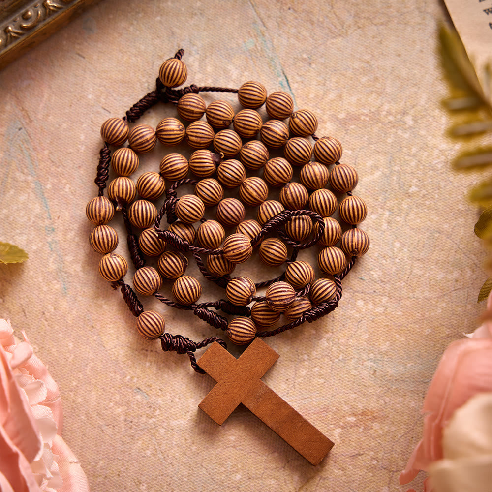 Christianartworkshop Rosenkranz aus geflochtener, dunkler Kordel in Holzoptik mit Kreuzanhänger: Symbol für pflegeleichten Andachtsschmuck - image 4