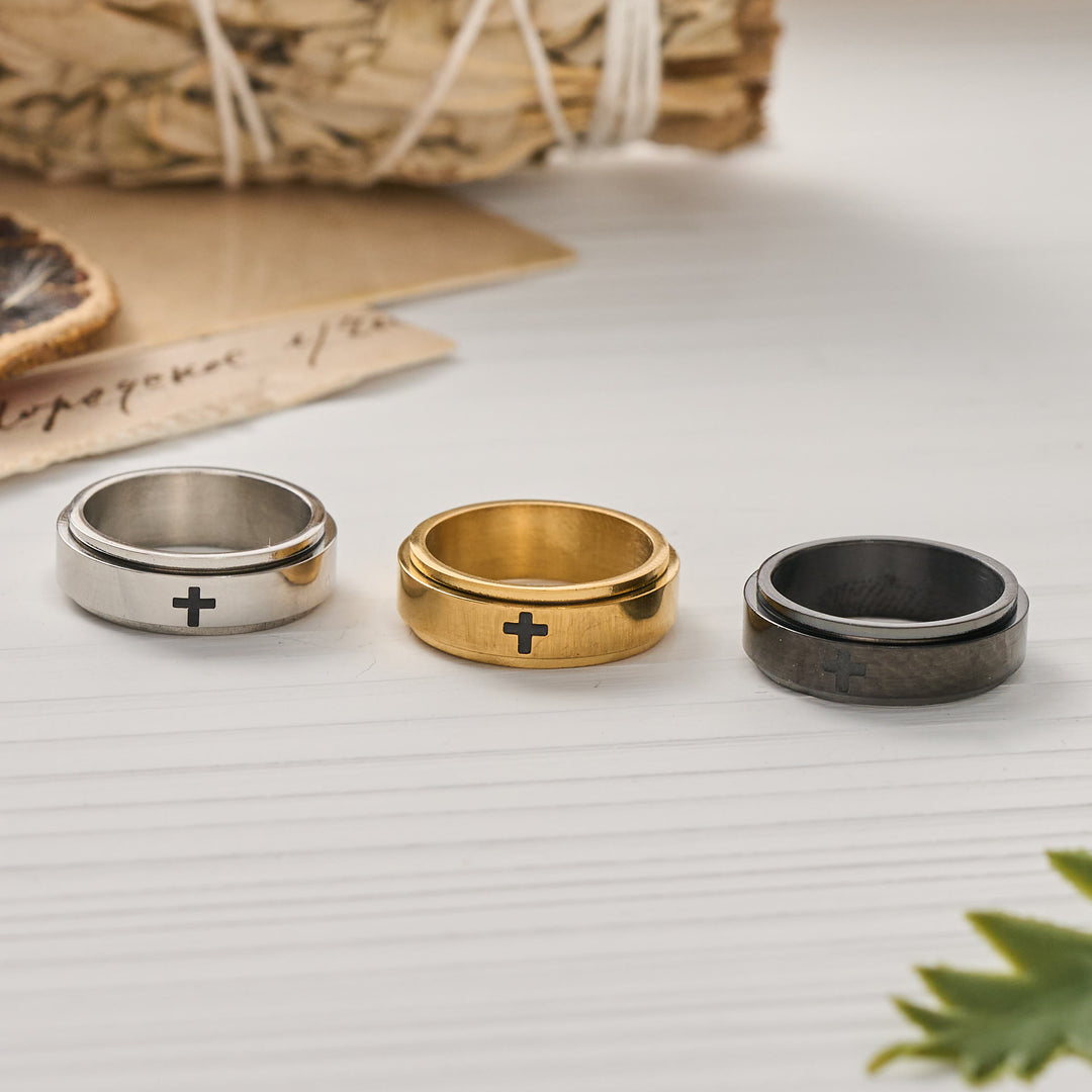 Christianartworkshop Gravierter, drehbarer Ring mit Kreuzmotiv zur Linderung von Angstzuständen: Symbol für beständige himmlische Führung - image 1